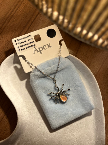 گردنبند برند Apex